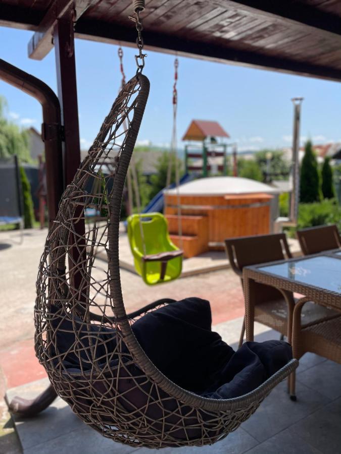 Pensiunea Casa Rica Călimăneşti Exterior foto